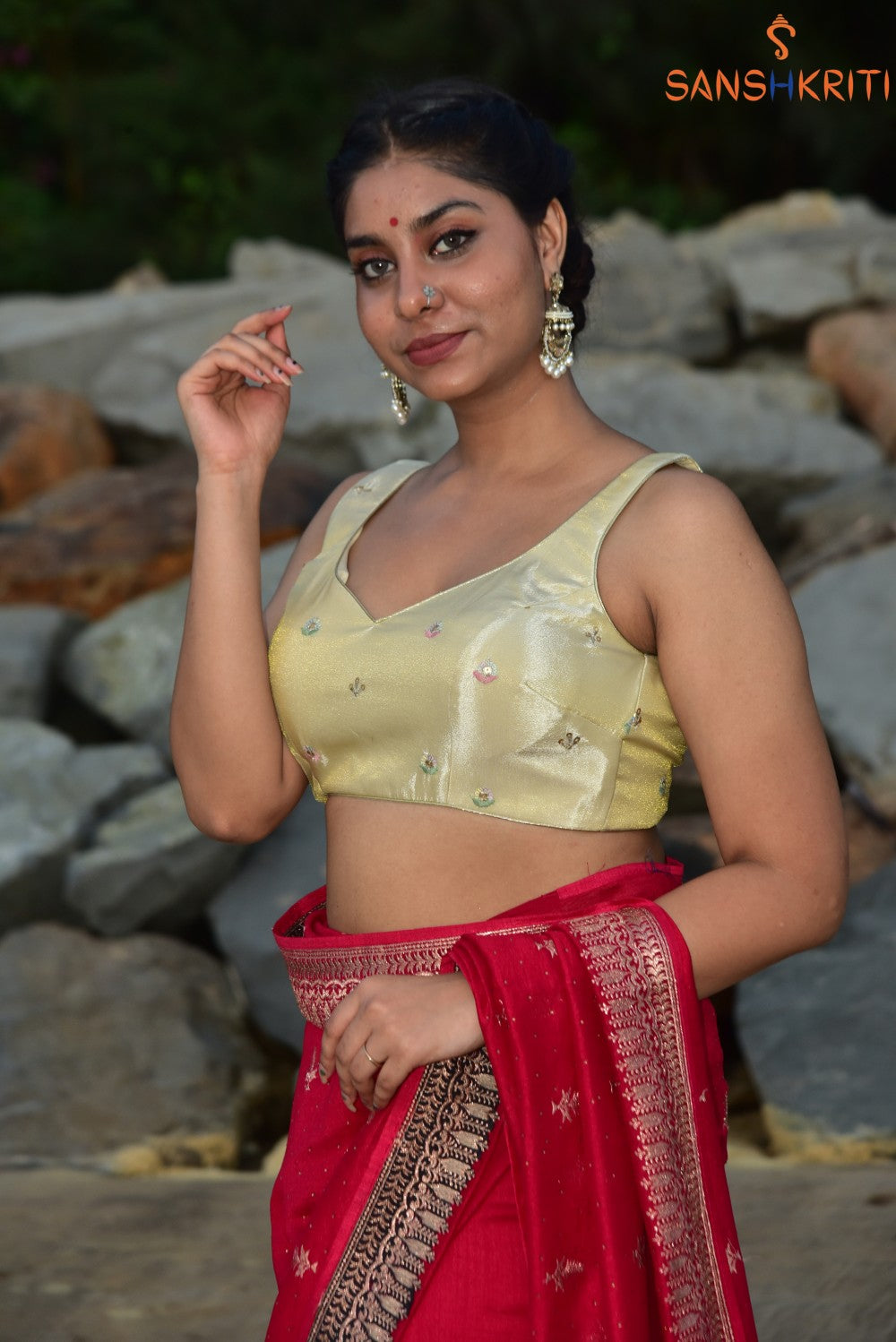 Sleeveless Blouse