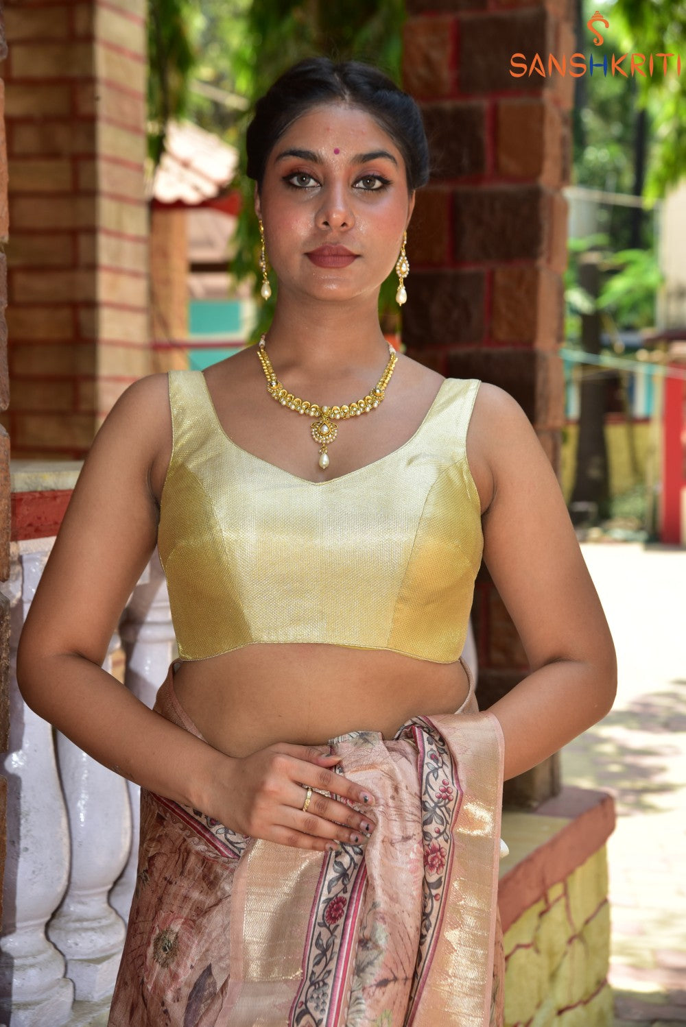 Sleeveless Blouse